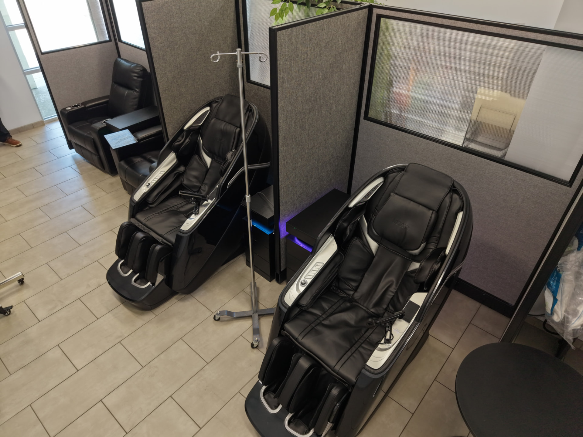 Healthy Solutions Clinic IV infusion recliners